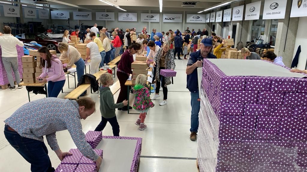 Päckchen Packen für Rumänien