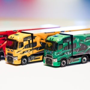 Modell-LKW Renault T-Koffer Sattelzug Trucks-Dynamics